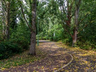 Footpath from Russet Drive to Pines Primary School